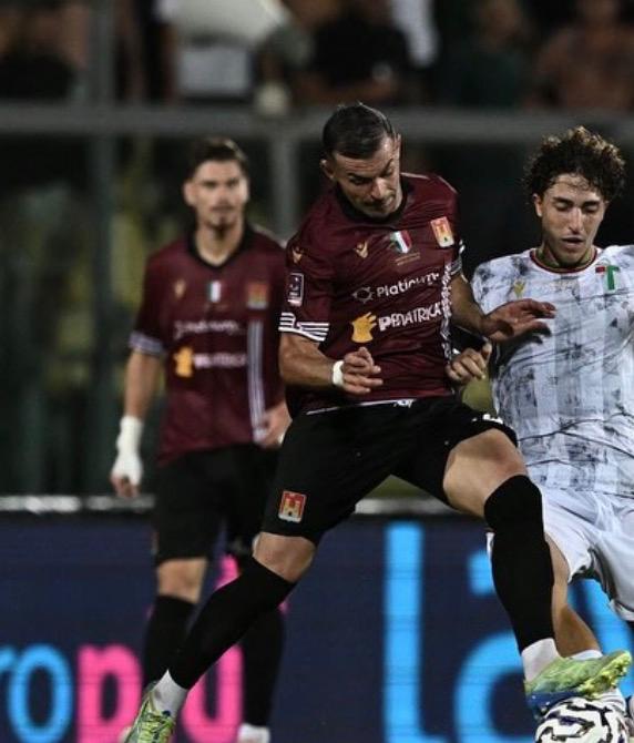 Monopoli, nel mirino l'esterno Antoni del Livorno 