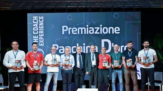 Brindisi, riconoscimento per Danucci: vince la Panchina d'Oro di Serie D