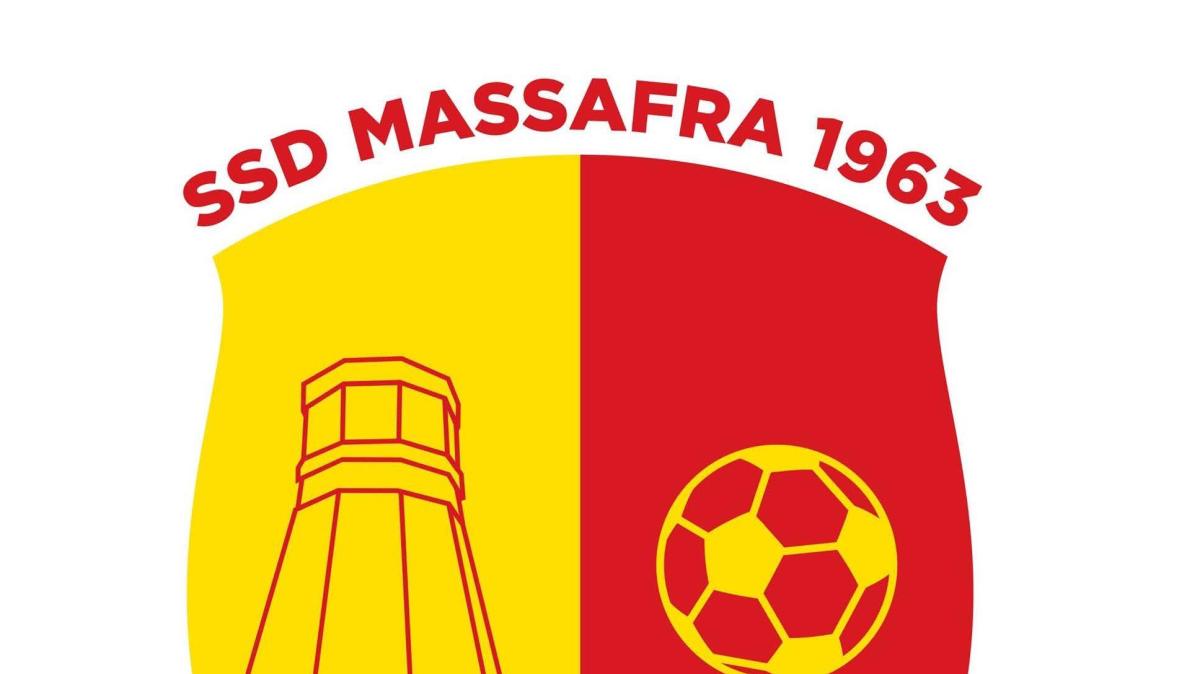 Massafra, titolo sportivo consegnato al Comune: futuro giallorosso in bilico