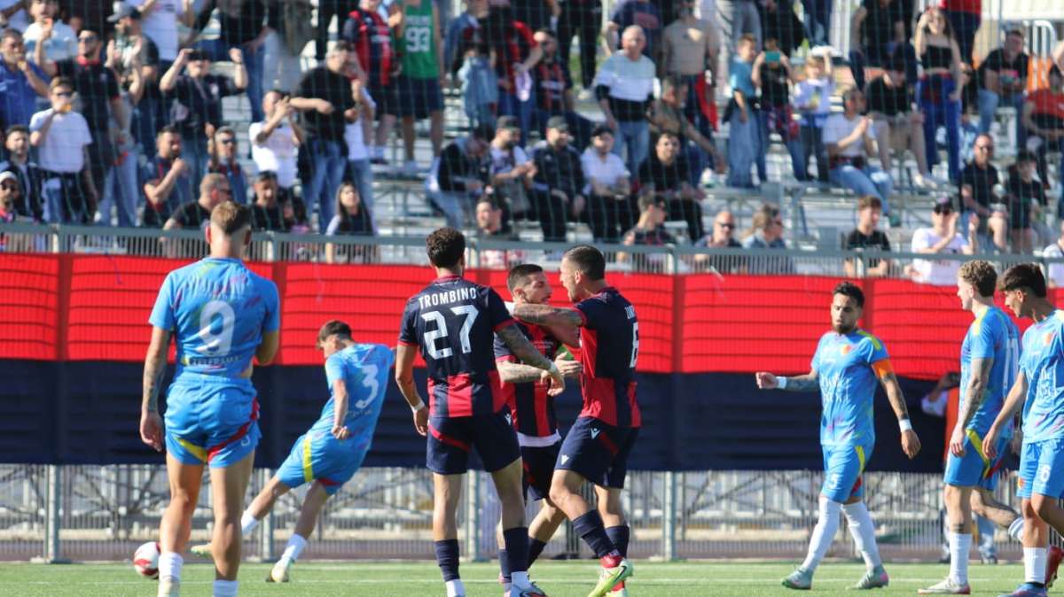 Taranto-Gallipoli 4-0: Trombino, Loiodice e Aguilera timbrano il successo