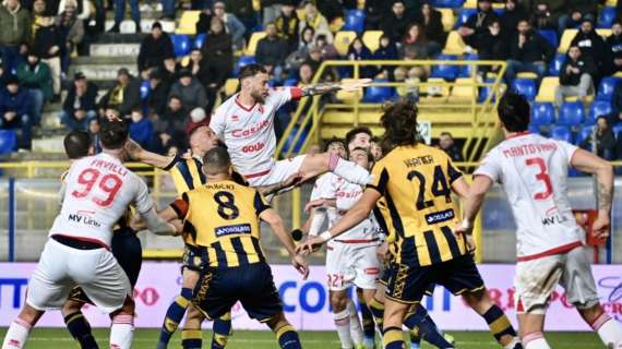 Juve Stabia-Bari 3-1: Gaston Pereiro non basta. Prestazione deludente e campani superiori 