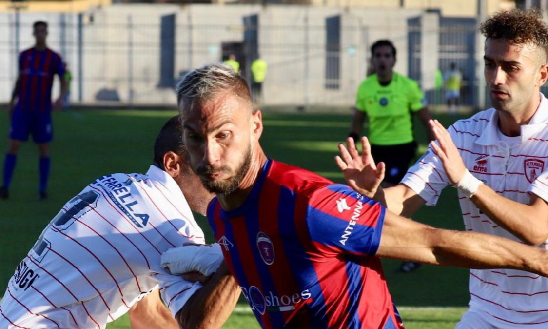 Taranto, presentata offerta per Leonardo Perez