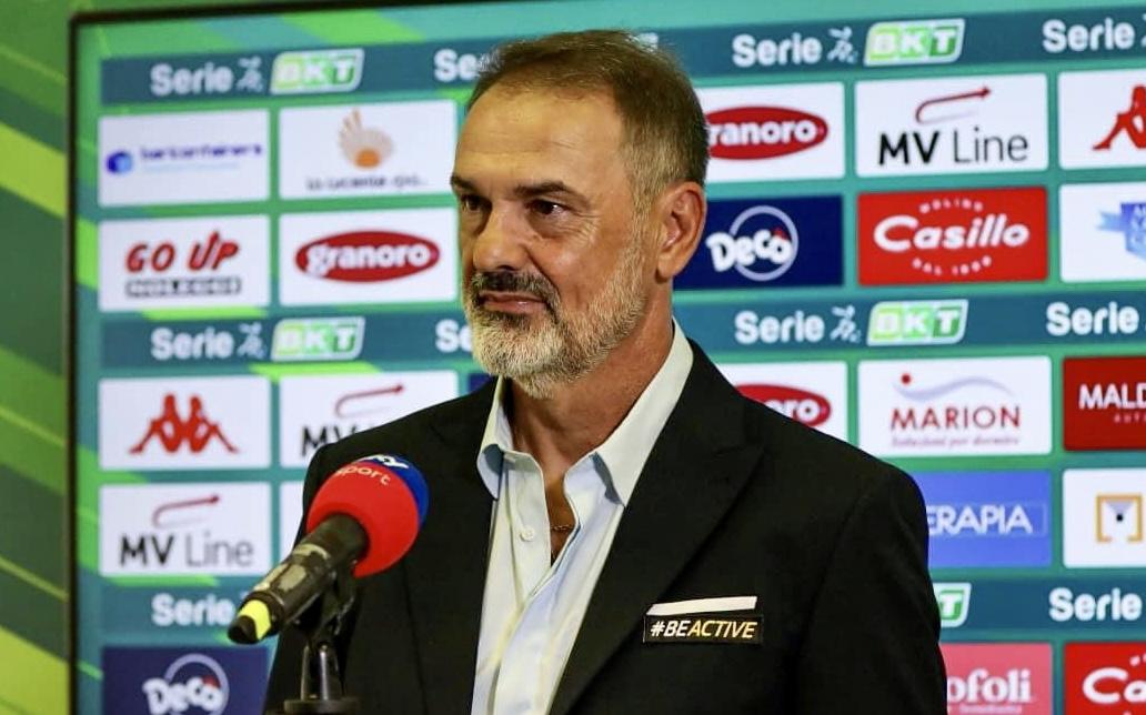 Bari, avanza Vivarini per la panchina: oggi è atteso in città