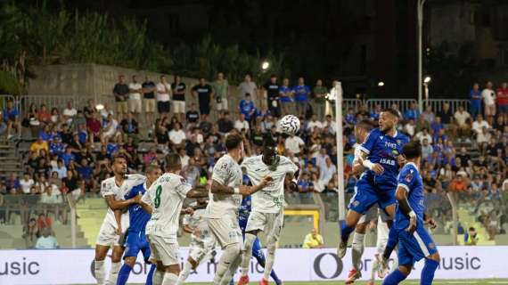 Siracusa-Monopoli 1-2: Fall e Longo rimontano Capanni