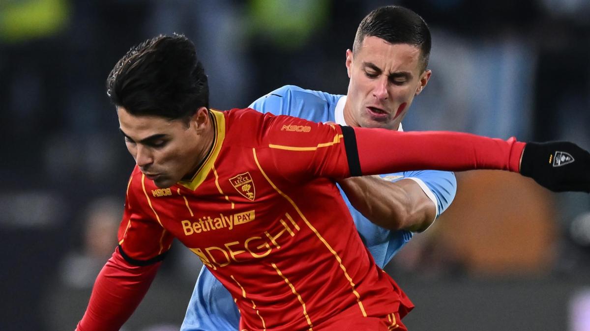 Le probabili formazioni di Lecce-Pisa: cambiano gli esterni d’attacco