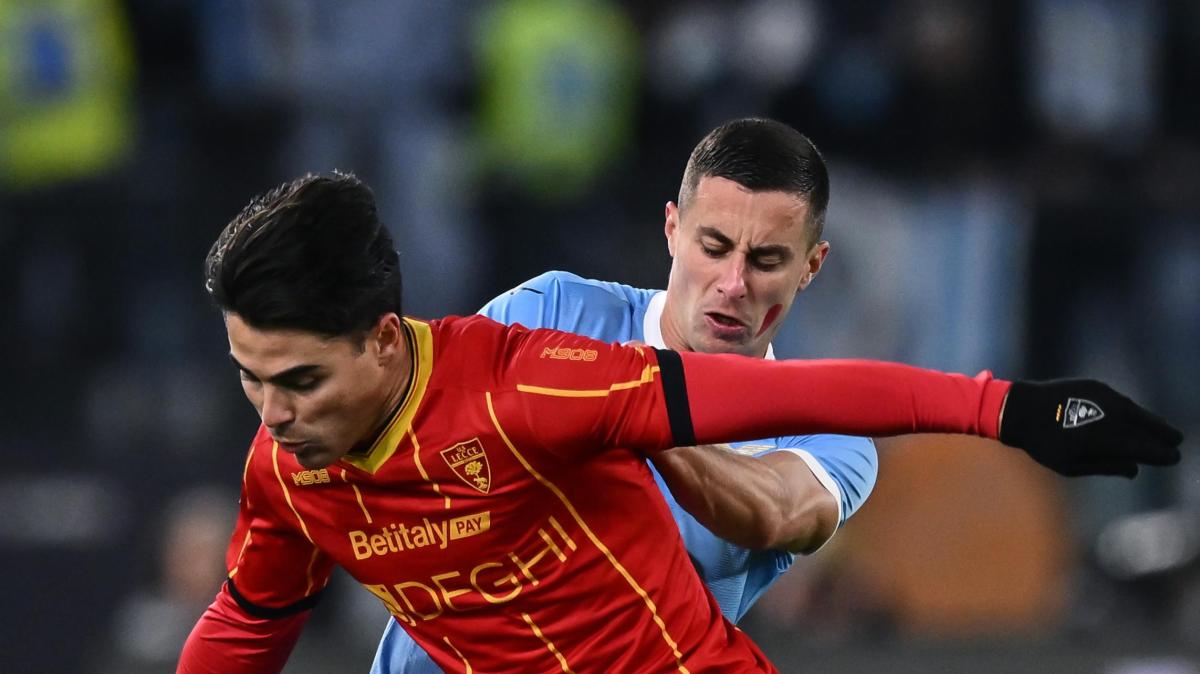 Le formazioni ufficiali di Lecce-Roma: Camarda e Sottil titolari