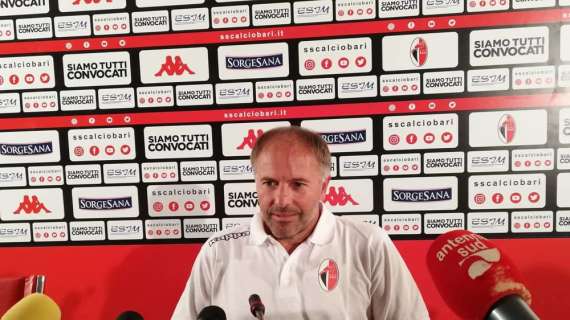 Bari, Cornacchini: "Brienza e Floriano potrebbero giocare dall'inizio. Ho detto ai ragazzi di essere sereni"