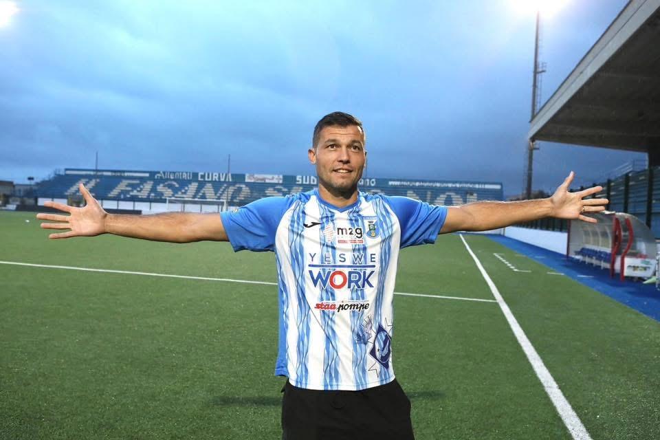 UFFICIALE - Fasano, annunciato il ritorno di Diaz: saluta invece un difensore 