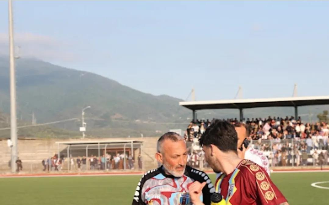 Siano Calcio, si dimette mister Giovanni Esposito: “Riportare il club in Promozione dopo 22 anni resterà speciale”