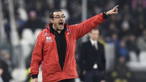 Napoli, Sarri: "Giocare alle 12.30 fa schifo"