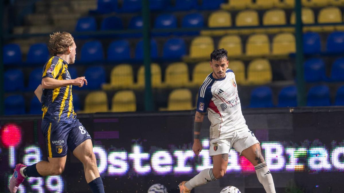 DIRETTA / Giugliano-Casertana 0-2, secondo tempo