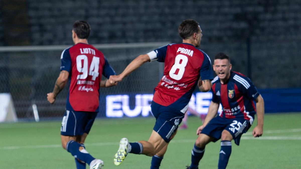 La Casertana non molla mai e punisce il Catania nel recupero. Rileggi la nostra diretta