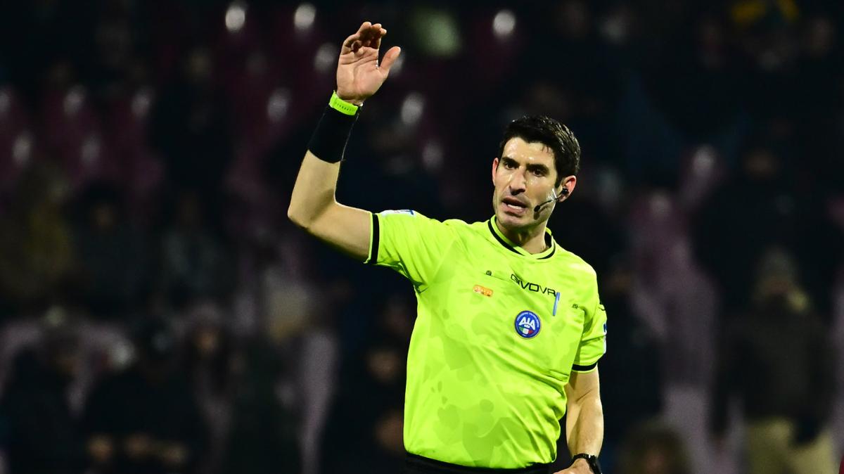 Casertana-Giugliano arbitra un fischietto di Verona