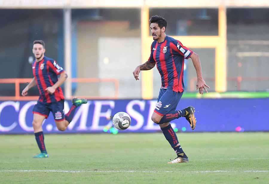 LE FORMAZIONI UFFICIALI - Ritorna Alfageme dal primo minuto, Papagni punta su Croce