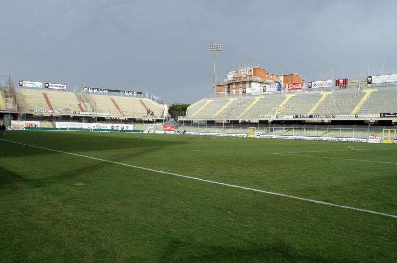 Foggia-Casertana, ecco i prezzi dei biglietti, ma non c'è il settore ospiti!