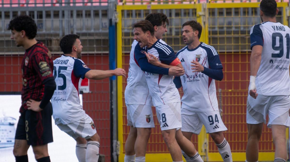 La Casertana non sbaglia contro il Sorrento. Rileggi la cronaca della partita