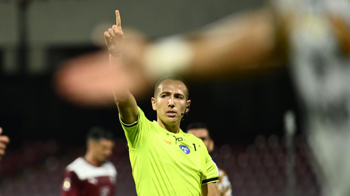 Cosenza-Casertana arbitra Di Reda di Molfetta