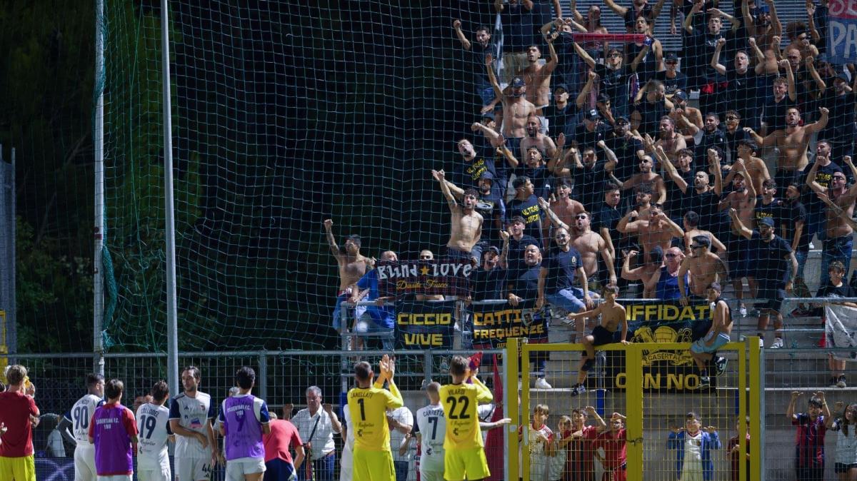 Tifosi Casertana a Picerno