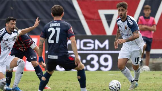 La Casertana fa festa a Crotone, conquistati tre punti d’oro allo ‘Scida’