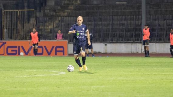 Doppia uscita in casa Cavese:ceduti D'Incoronato e Piana