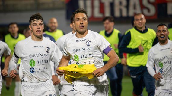 Thiago Cionek: "Salvezza e pronto a restare. Ingiusto giocare senza tifosi fuori casa"