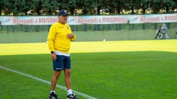Cavese, risoluzione consensuale con Di Napoli e Tatomir