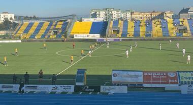 A meno di 48 ore dal derby Giugliano-Cavese nessuna decisione riguardo il settore ospiti: ennesima gestione disastrosa