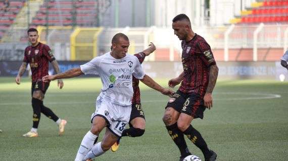 Sorrento e Cavese non si fanno male. Termina a reti inviolate la gara del Viviani