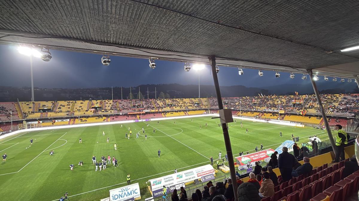 Tensione al termine di Benevento-Cavese, offese ed insulti per i dirigenti biancoblù