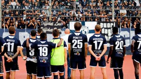 Cavese-Potenza 0-0, gli aquilotti non riescono a sfondare il muro rossoblù