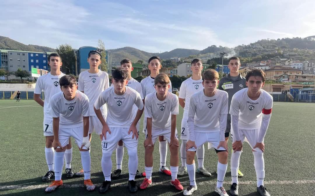 In foto la Cavese U15