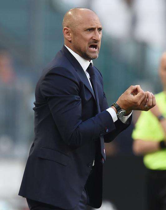 Il Cesena fa saltare la panchina del Como