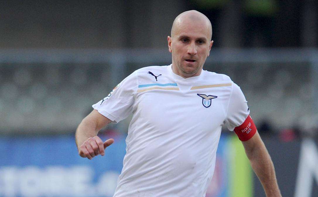 Sospetto stiramento per Rocchi. In dubbio per Lazio-Cesena