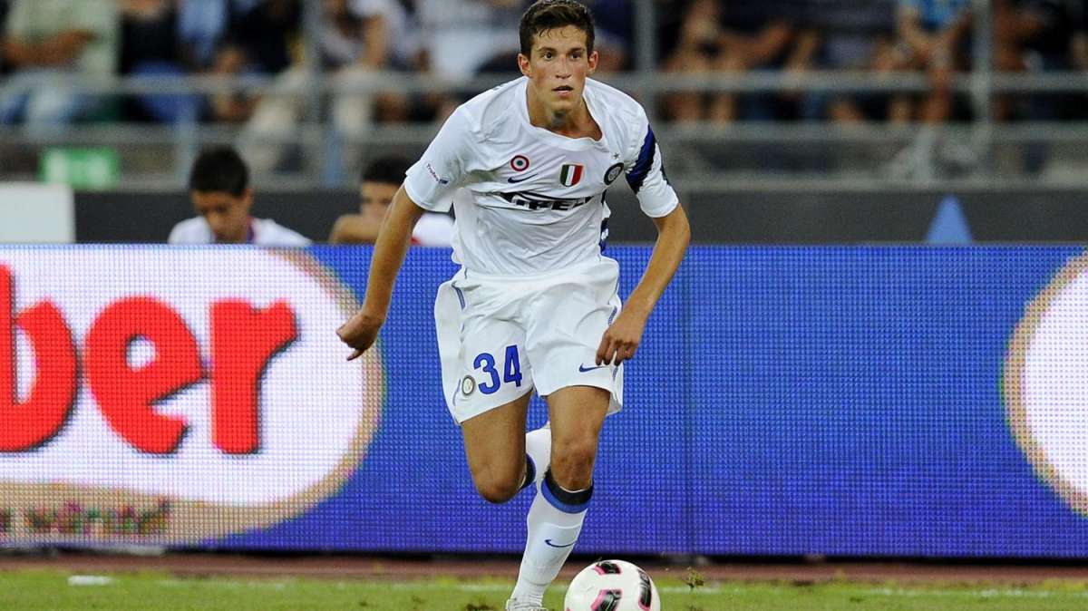 Affare Nagatomo: l'Inter propone Biraghi e Livaja