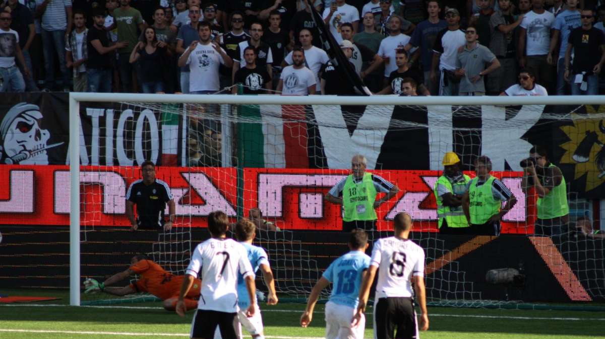 Sorrentino: "Mutu mi fai il cucchiaio? Lo stoppo di petto"