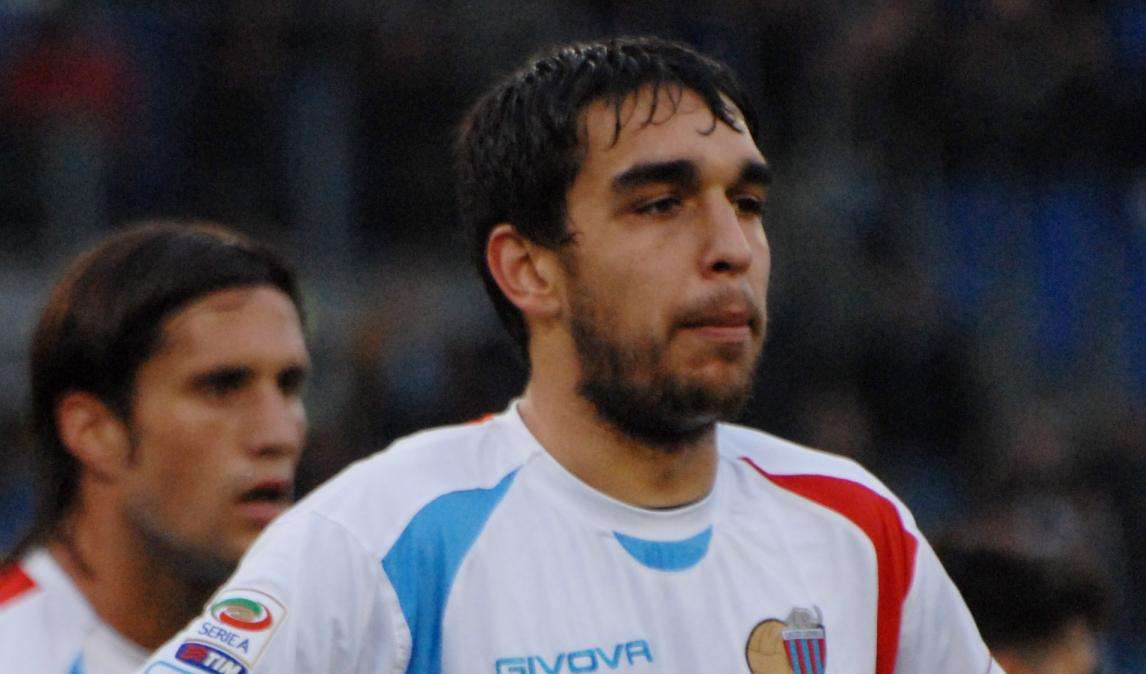 Ag Bellusci "Vuole giocare con costanza". Il Cesena si fa avanti.