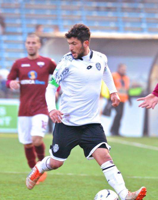 UFFICIALE - Sensi fuori per due mesi