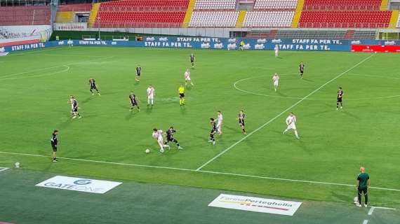 Nel segno di Zaro: doppietta in quel di Mantova. Klinsmann para un rigore