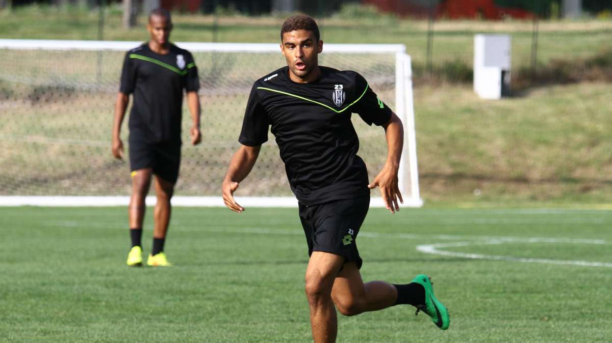 Il Bologna ci prova ancora con Defrel