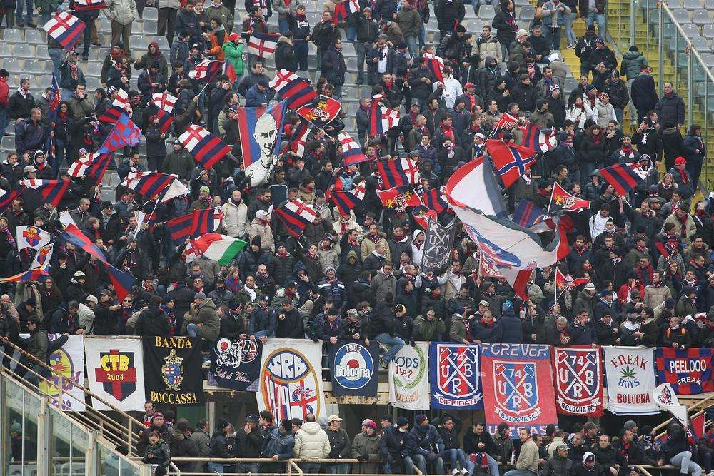 Scontri nel dopo-derby tra bolognesi e ... inglesi