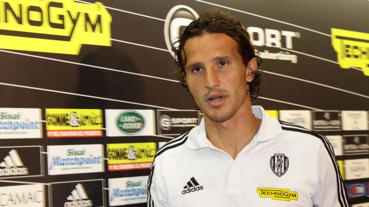 Comotto pronto a restare