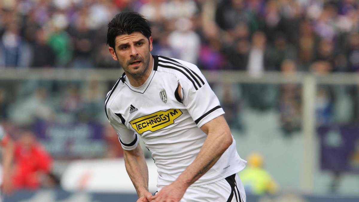 Out Iaquinta, Martinho, Mutu e Colucci