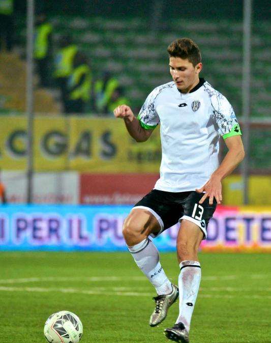 Caldara per ora non torna