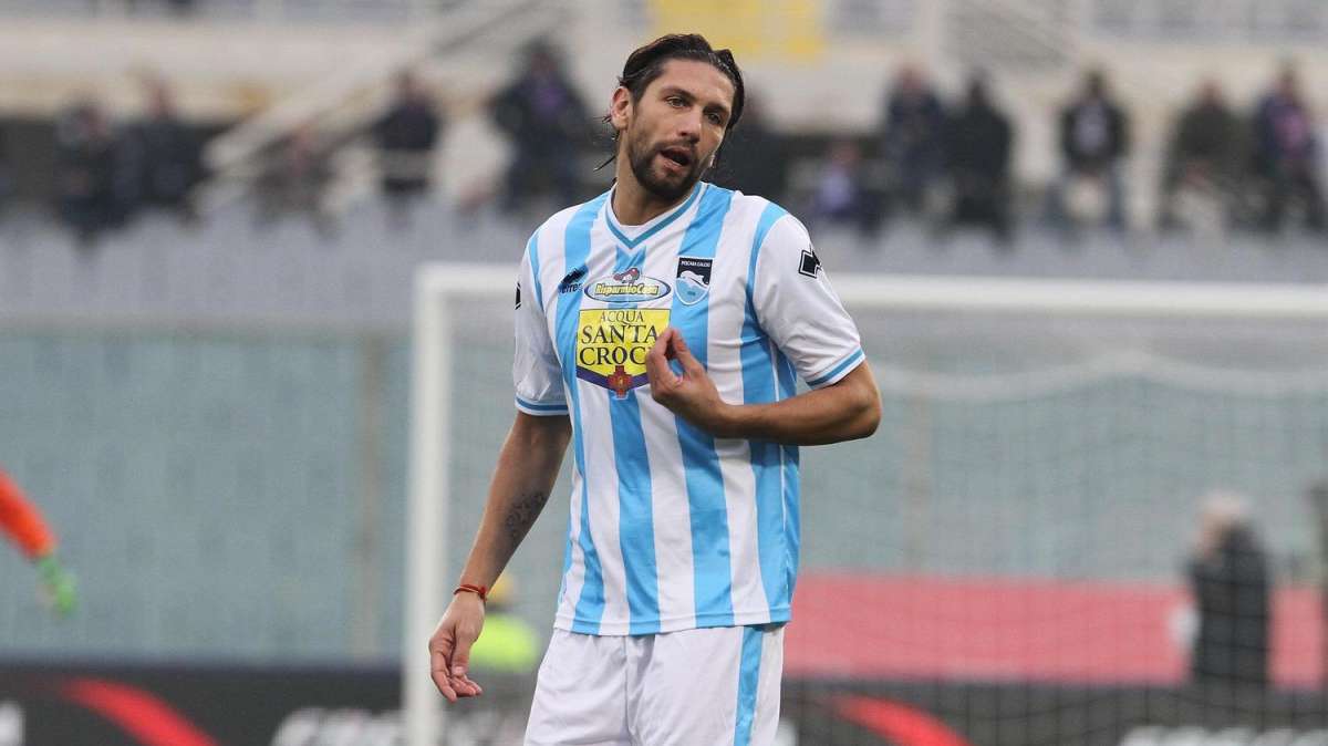 Cesena e Pescara lavorano a uno scambio