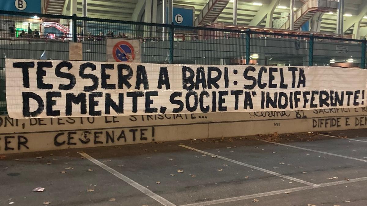 La tifoseria reclama manforte sui continui divieti. “Società indifferente!”