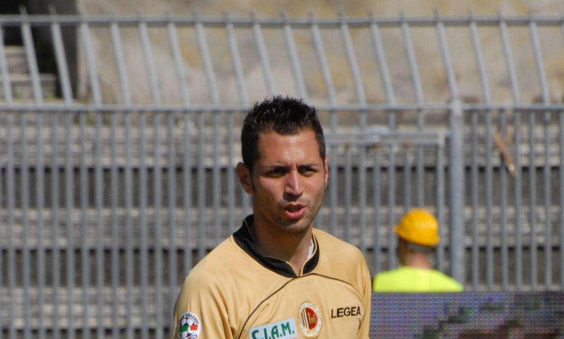 Contatti con l'Ascoli per Guarna
