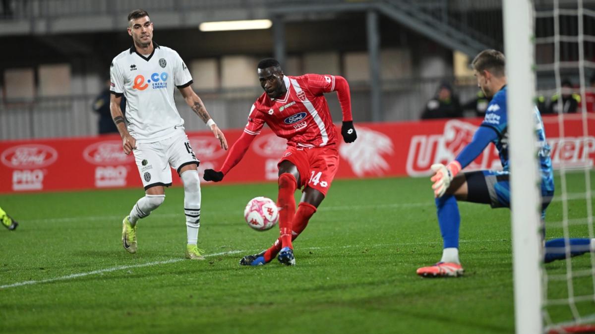 Cesena, cronache luminose per un pomeriggio poco brillante