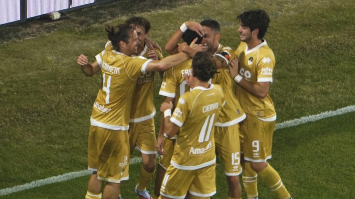 LIVE | Cesena-Pescara 1-0 | Pescara pericoloso con Meazzi