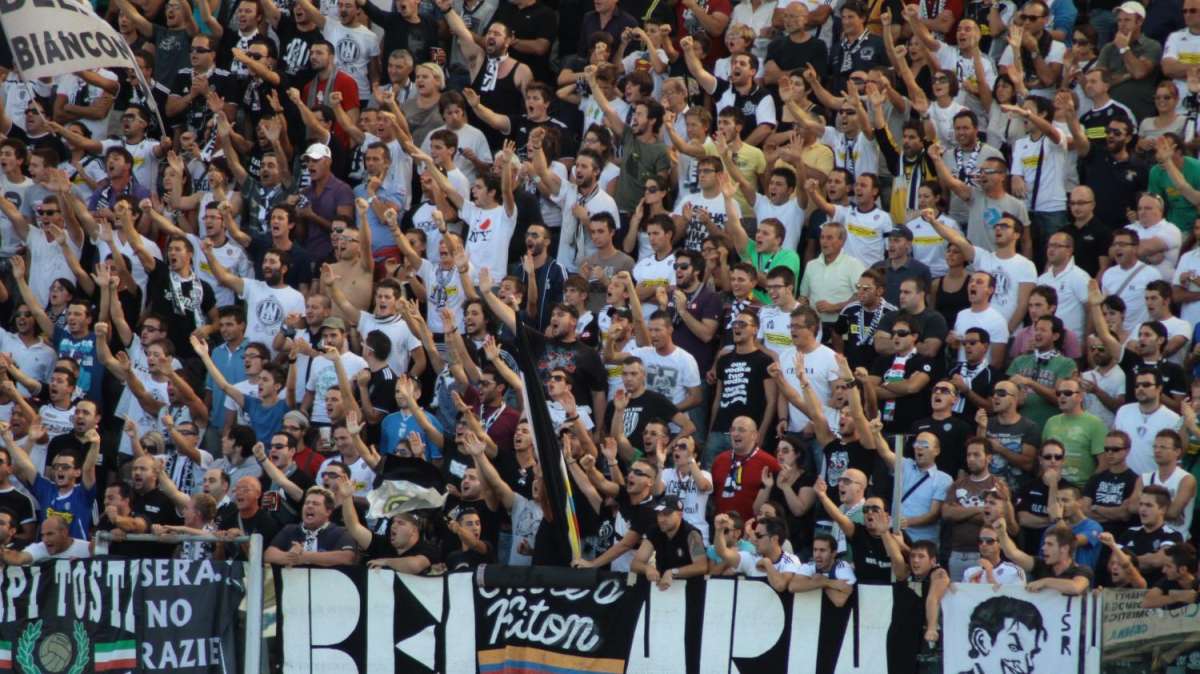 Due perle di Mutu e una domenica perfetta