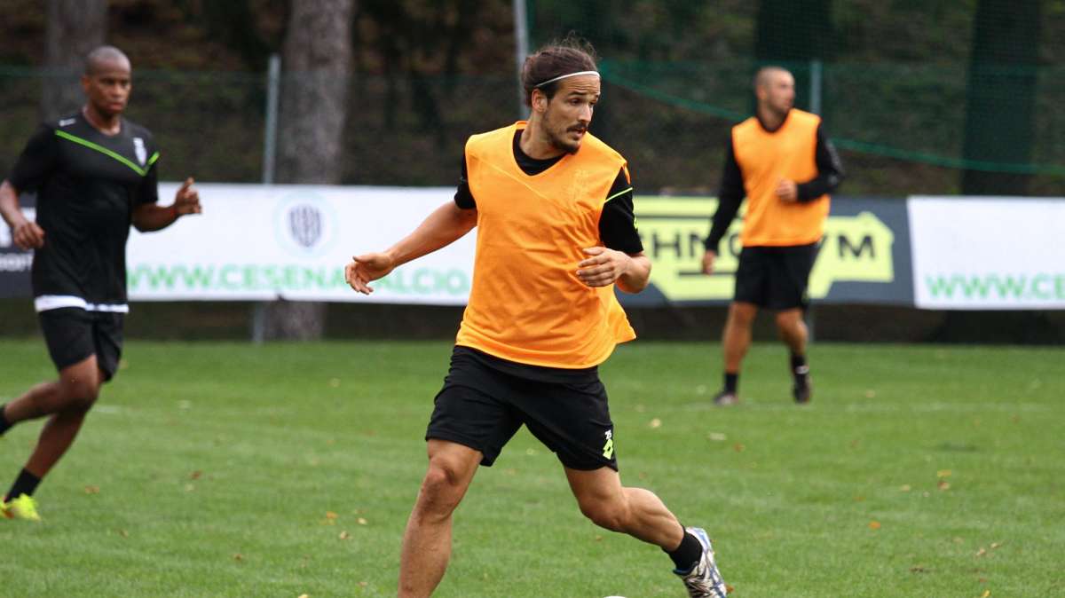 Imolese-Cesena 0-5. Gara sospesa poi i bianconeri dilagano